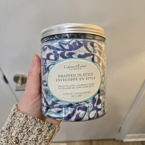 NWT Crabtree & Evelyn Blue Patterned Scarf